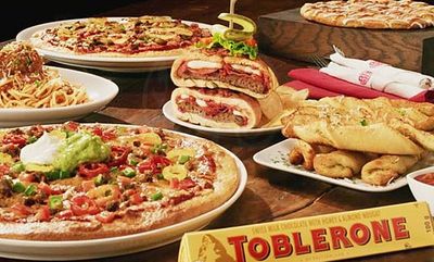 HOLIDAY CLASSICS at Boston Pizza